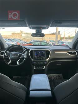 GMC Acadia